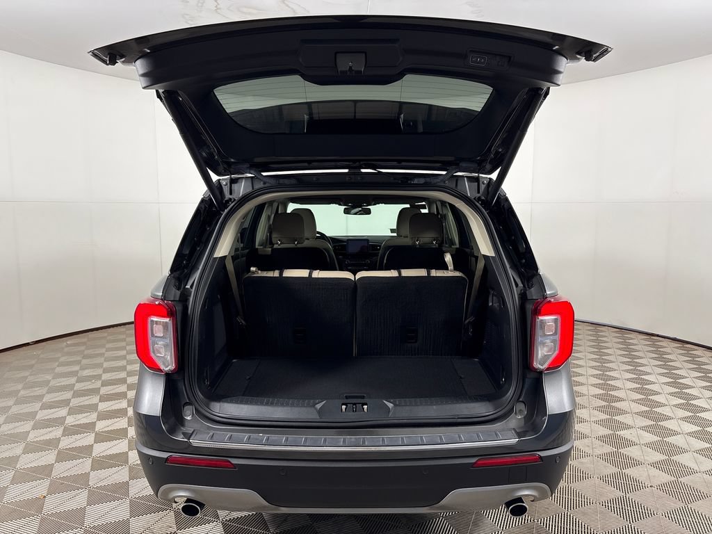 Certified 2020 Ford Explorer Limited RWD image 23