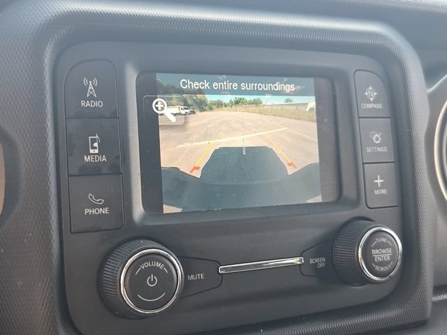 Used 2020 Jeep Gladiator Sport w/ Quick Order Package 24S AWD/4WD image 21