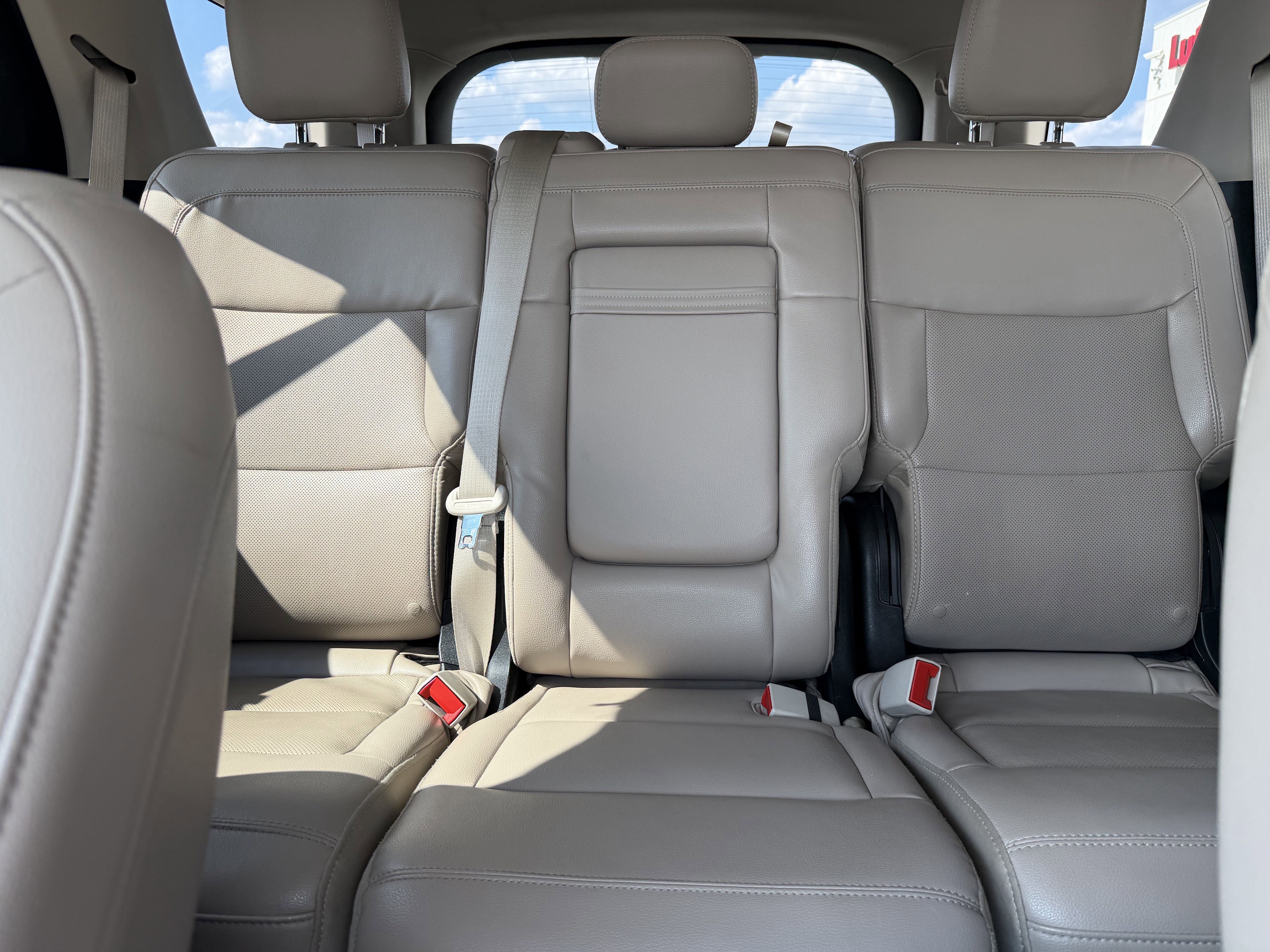 Certified 2023 Ford Explorer Limited AWD/4WD image 13