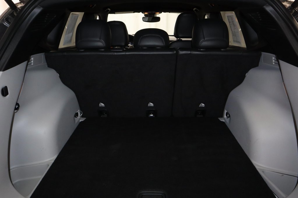 Used 2023 Jeep Compass Limited image 15