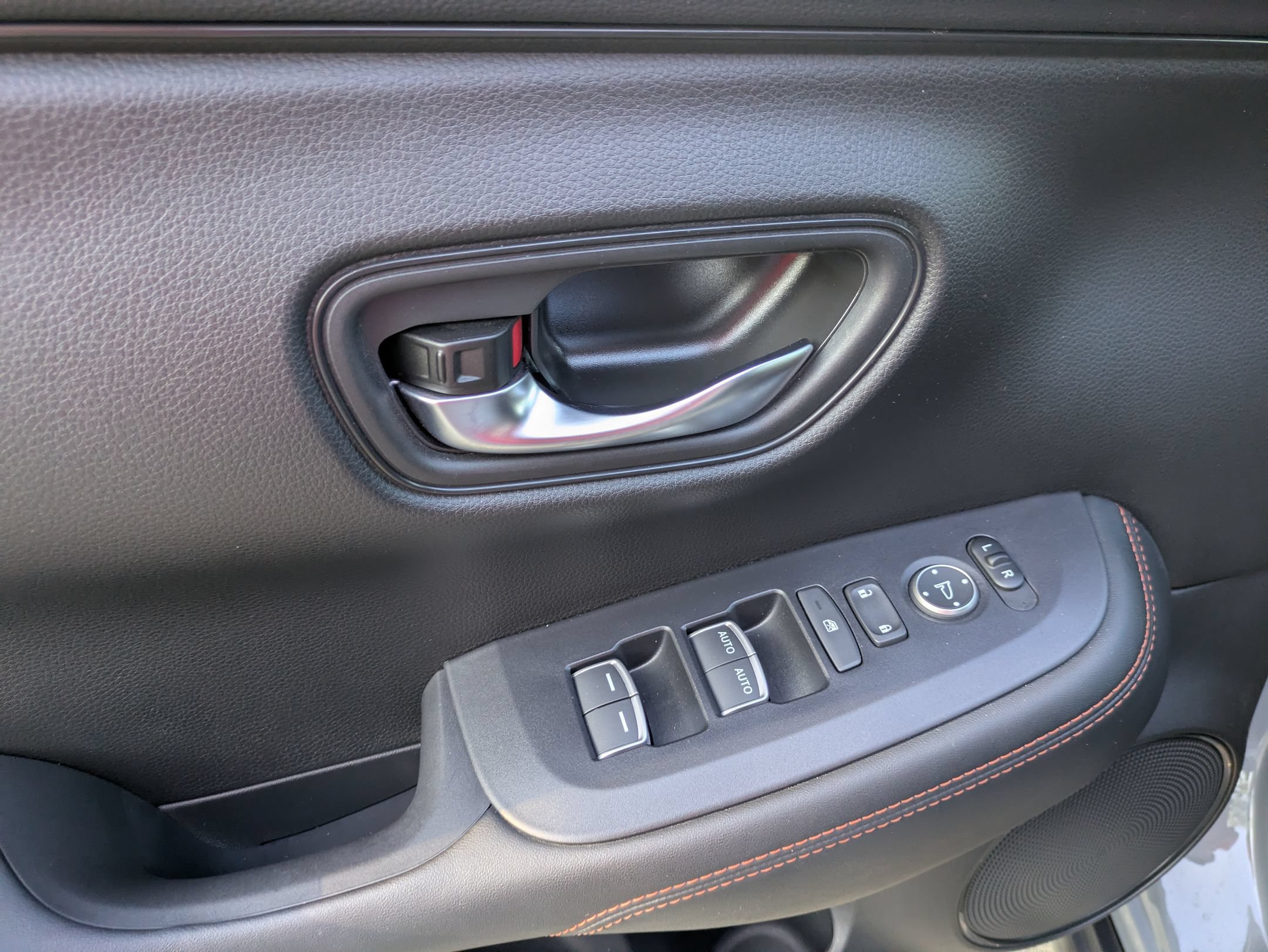 Used 2024 Honda HR-V Sport image 16
