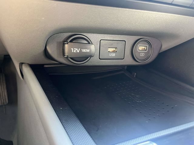 Used 2023 Hyundai Elantra SEL w/ Convenience Package FWD image 30