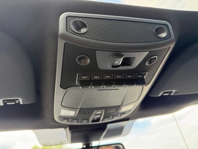 Certified 2022 Ford F250 Lariat w/ Tremor Off-Road Package AWD/4WD image 20