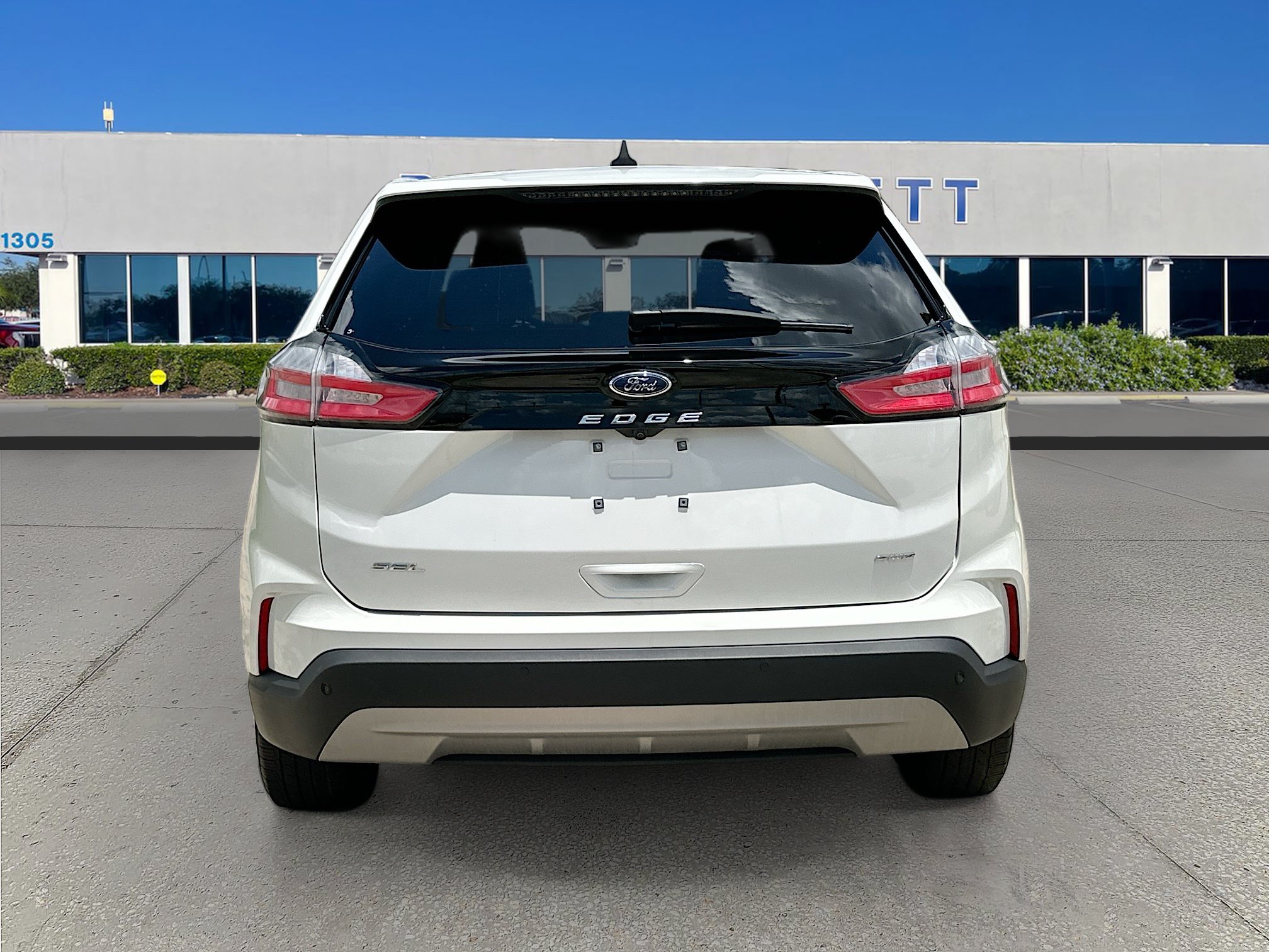 Certified 2024 Ford Edge SEL AWD/4WD image 6