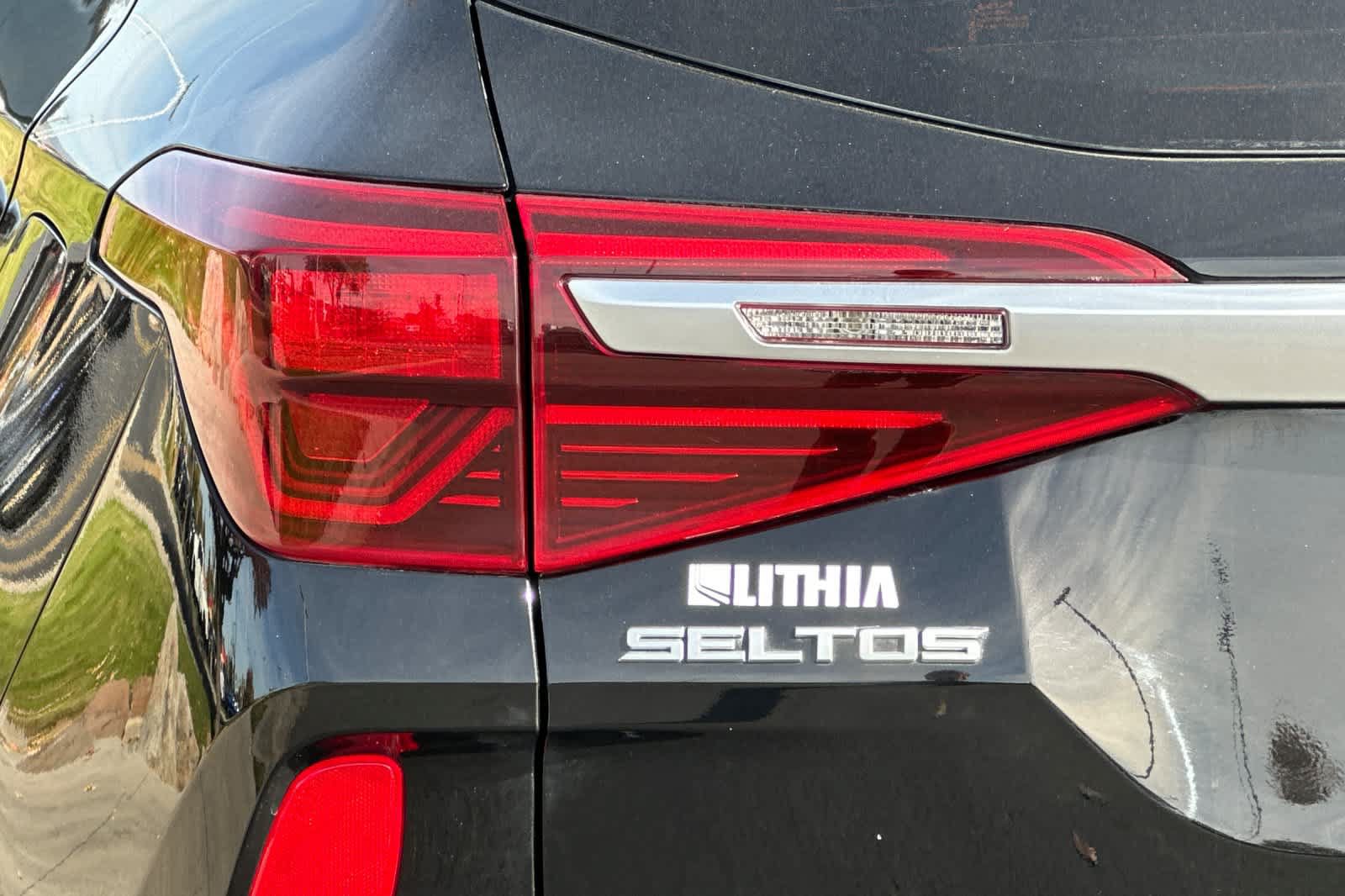 Used 2023 Kia Seltos EX AWD/4WD image 28