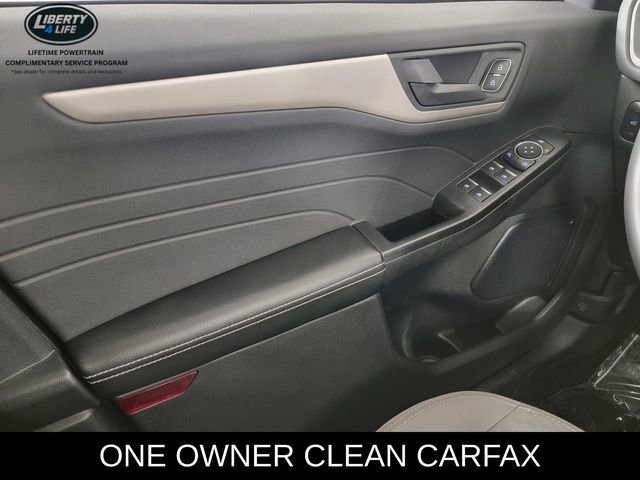 Certified 2022 Ford Escape SE w/ SE Sport Appearance Package image 31