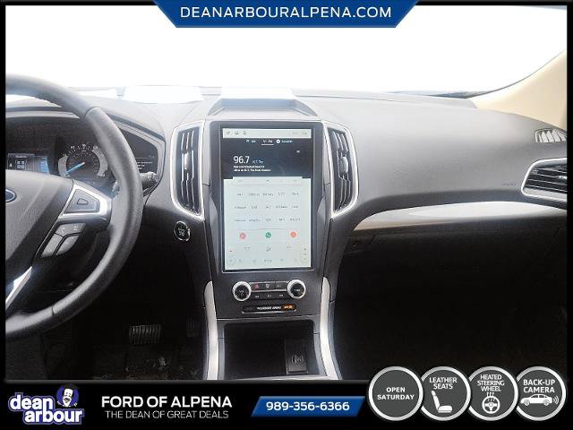 Certified 2024 Ford Edge SEL w/ Convenience Package AWD/4WD image 8