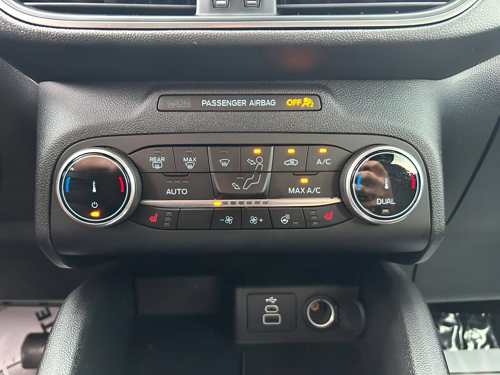Certified 2025 Ford Escape Active w/ Cold Weather Package FWD image 19