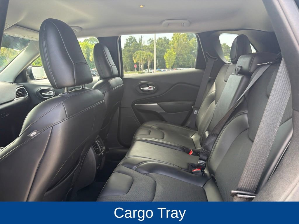 Used 2021 Jeep Cherokee Latitude Lux FWD image 14