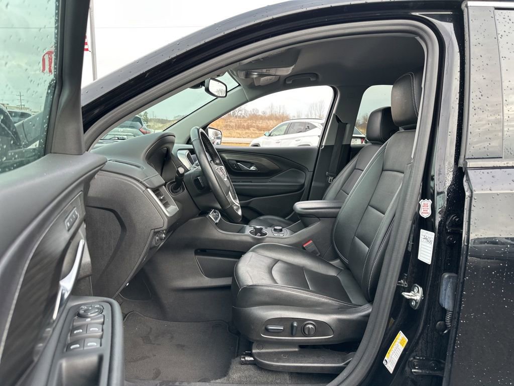 Used 2024 GMC Terrain SLT image 9