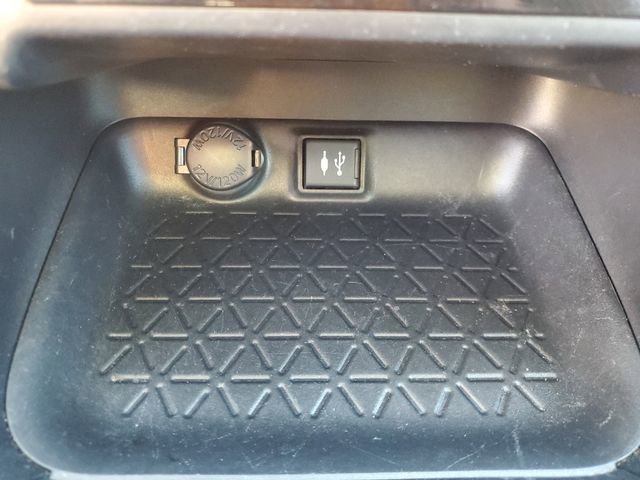 Used 2019 Toyota RAV4 XLE image 28