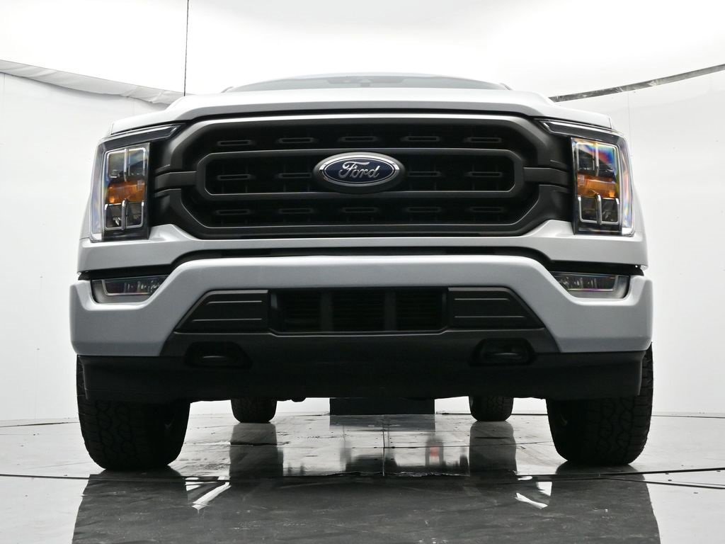 Certified 2022 Ford F150 XLT w/ Equipment Group 302A High image 24