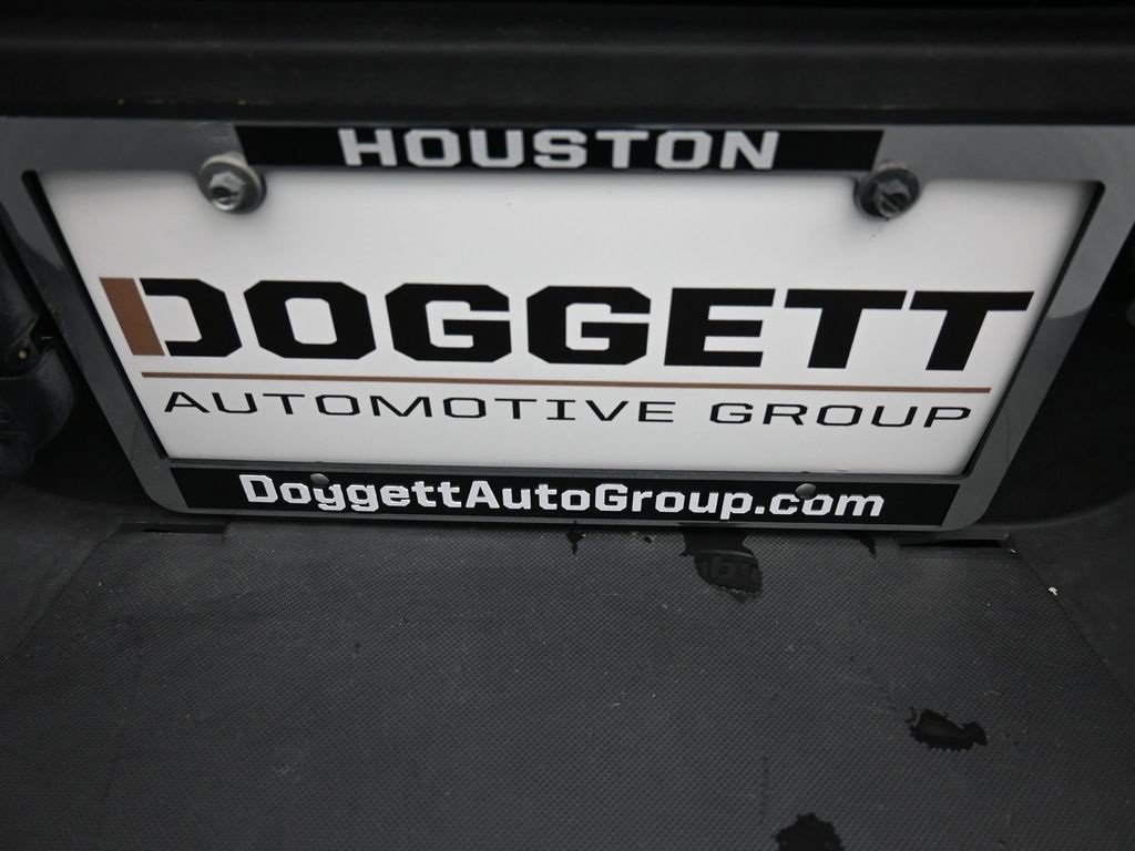 Certified 2022 Ford F350 Lariat w/ Lariat Ultimate Package image 10