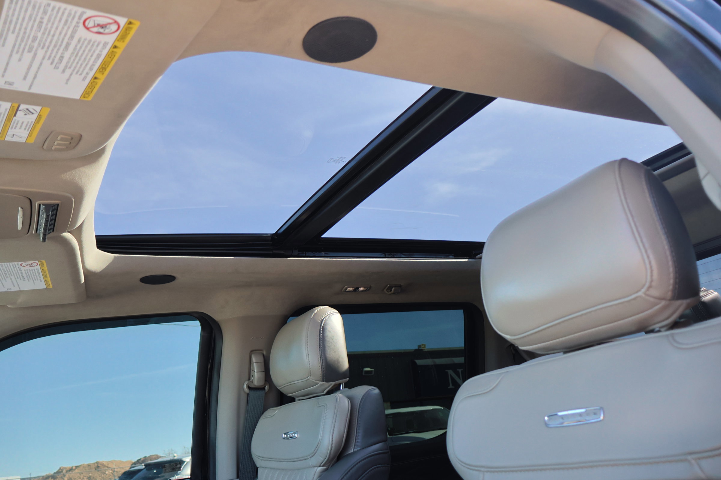 Certified 2025 Ford F350 Platinum w/ Platinum Plus Package image 20