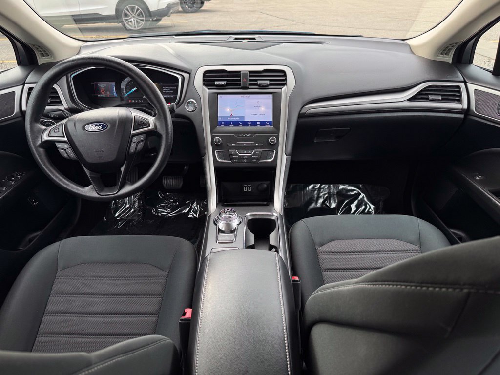Certified 2020 Ford Fusion SE FWD image 15