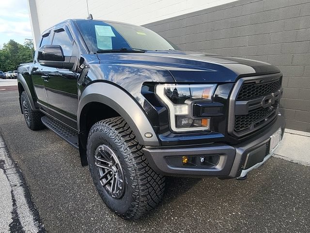 Certified 2019 Ford F150 Raptor w/ Equipment Group 802A Luxury AWD/4WD image 8