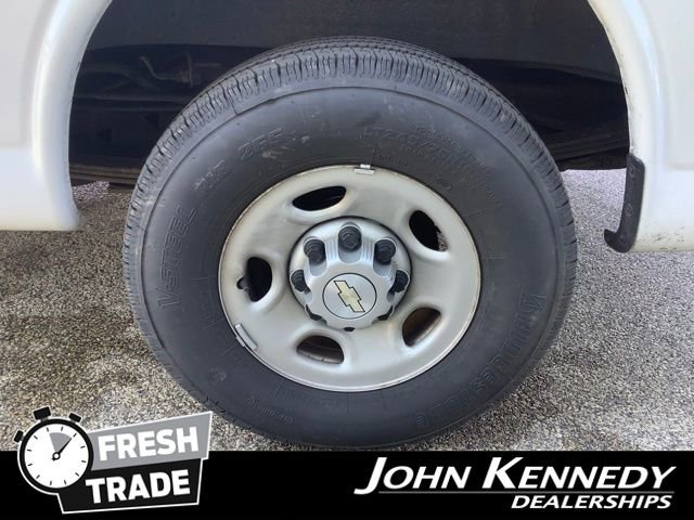 Used 2021 Chevrolet Express 2500 w/ Driver Convenience Package RWD image 23