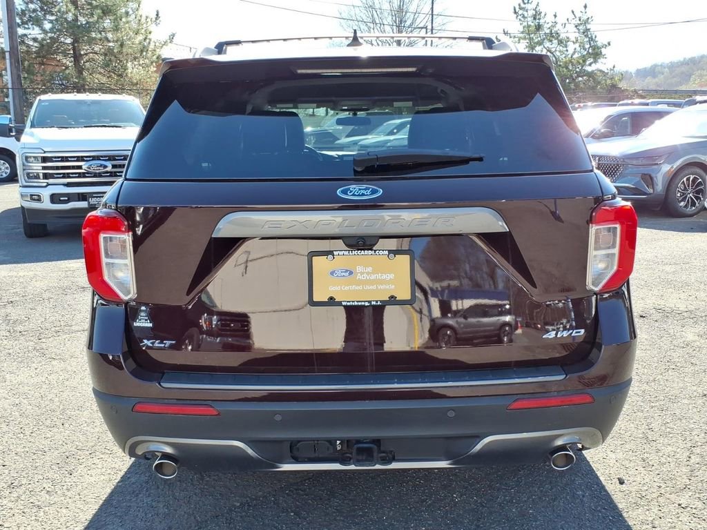 Certified 2023 Ford Explorer XLT w/ Equipment Group 202A AWD/4WD image 5