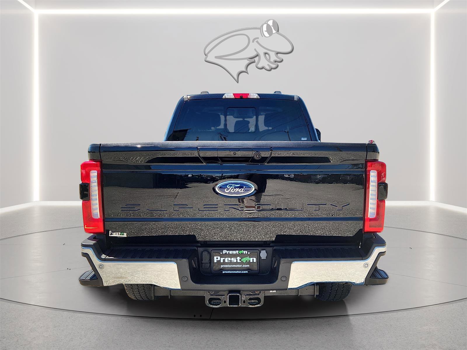 Certified 2023 Ford F350 Lariat w/ Lariat Ultimate Package AWD/4WD image 4