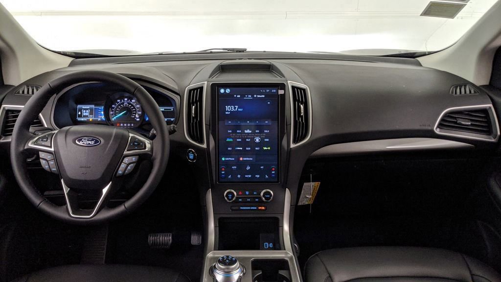 Certified 2024 Ford Edge SEL w/ Convenience Package AWD/4WD image 31
