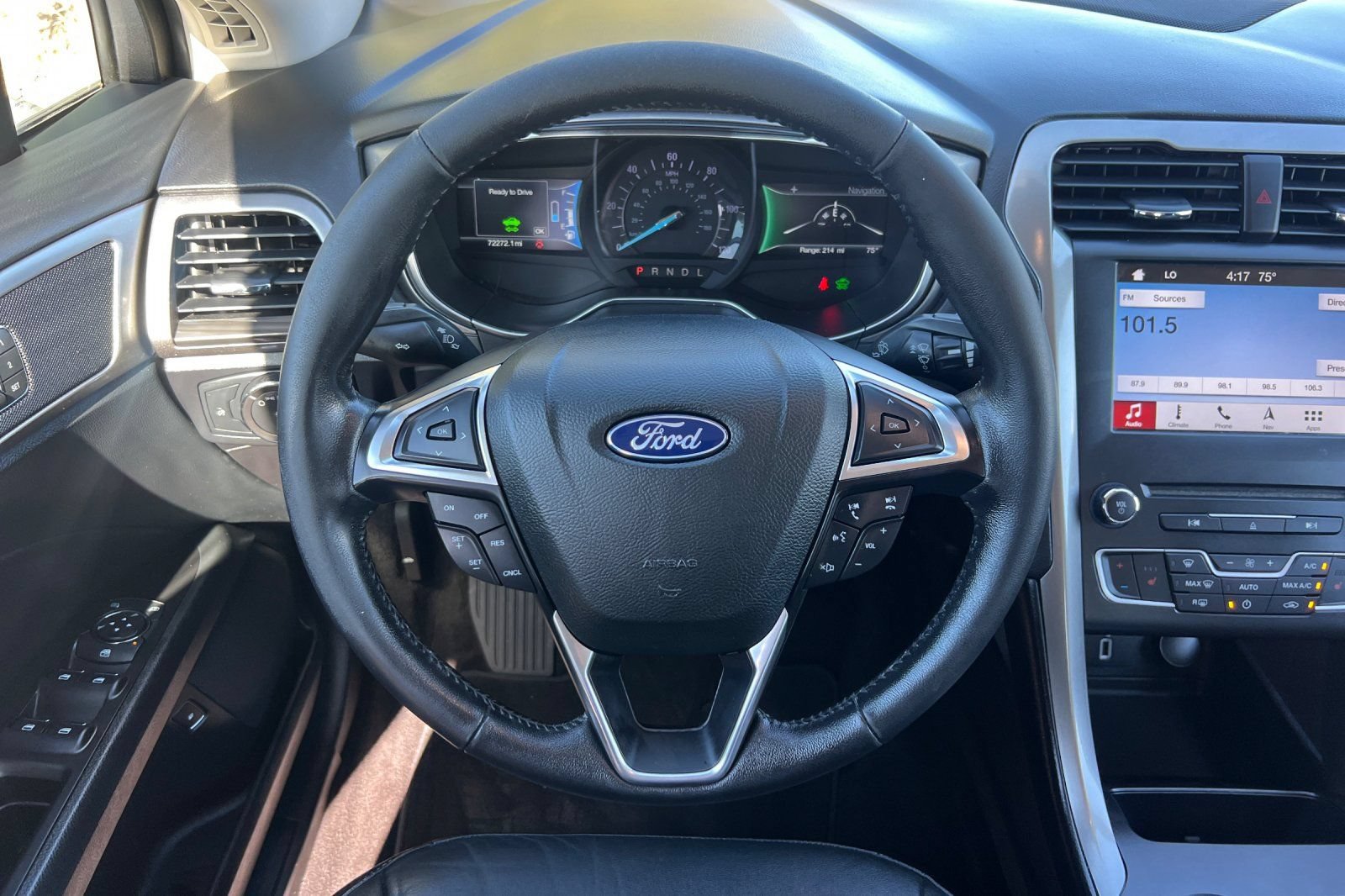 Certified 2018 Ford Fusion Energi SE FWD image 15
