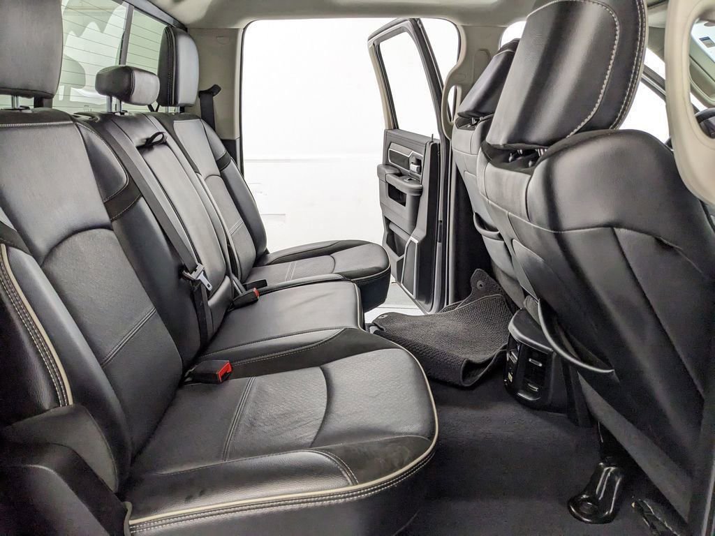 Used 2024 RAM 2500 Laramie w/ Safety Group AWD/4WD image 86