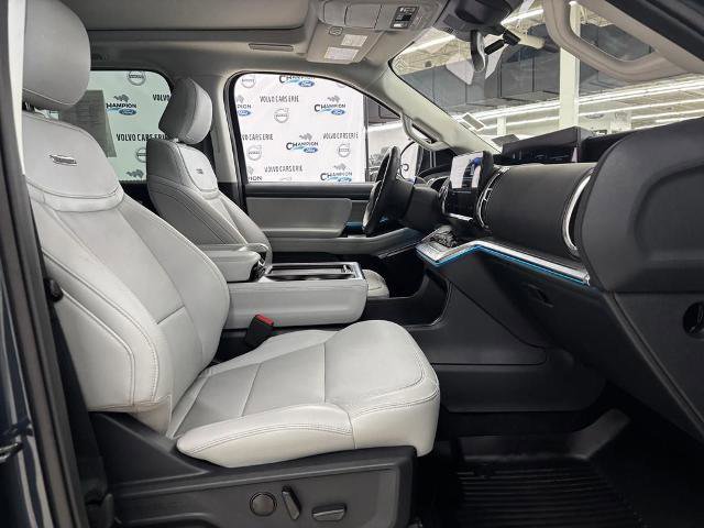Certified 2025 Ford Expedition Max Platinum w/ Driver's Package AWD/4WD image 15
