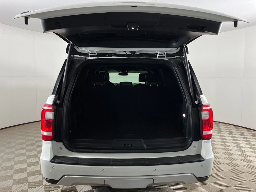 Certified 2021 Ford Expedition Max XLT image 10