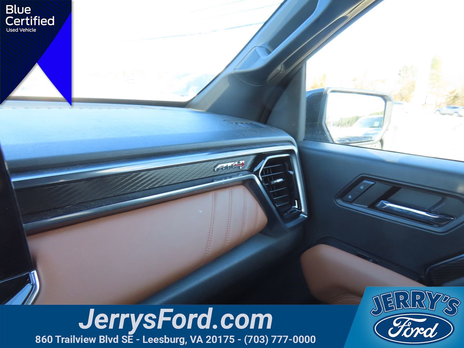 Used 2023 GMC Canyon AT4 w/ AT4 Premium Package AWD/4WD image 23