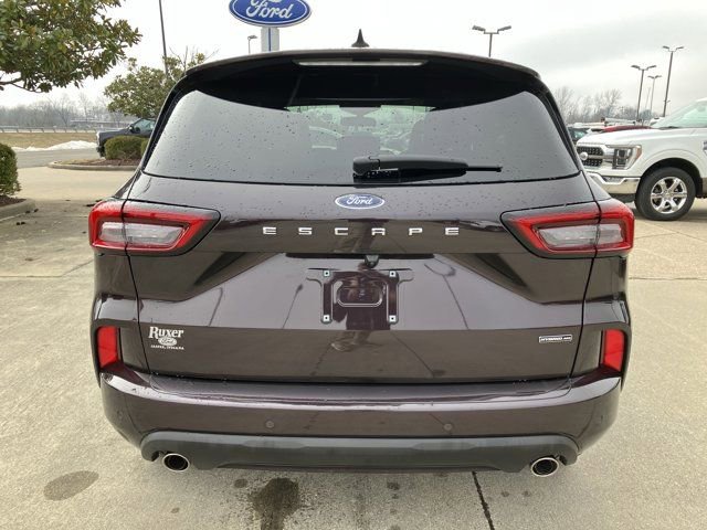 Certified 2023 Ford Escape ST-Line Select w/ Tech Pack #2 AWD/4WD image 5