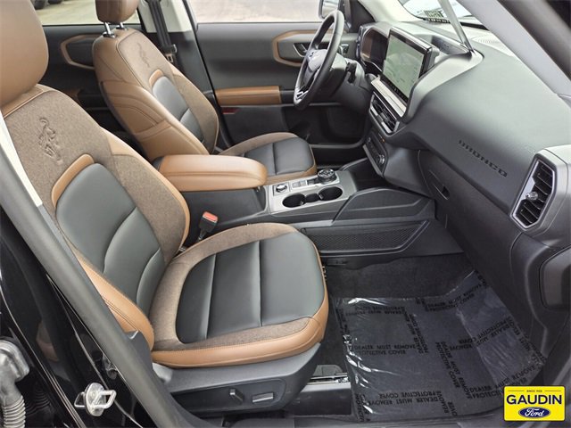 Certified 2025 Ford Bronco Sport Outer Banks w/ Outer Banks Tech Package+ image 16