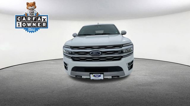 Certified 2023 Ford Expedition Platinum image 3