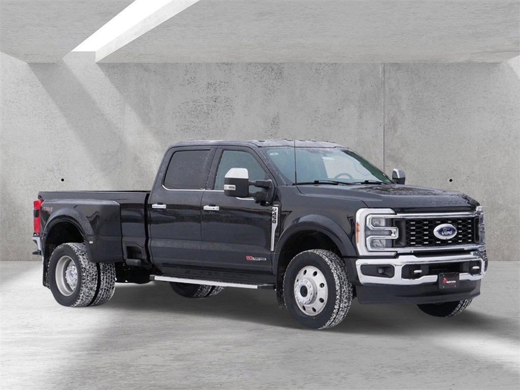 Certified 2023 Ford F450 Lariat w/ Chrome Package