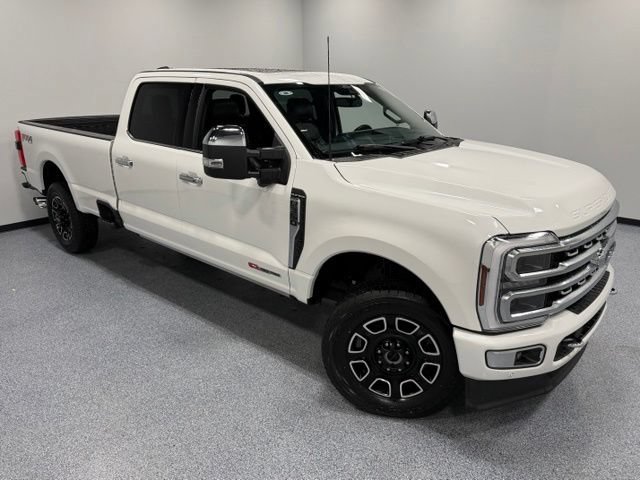 Certified 2024 Ford F350 Platinum w/ FX4 Off-Road Package AWD/4WD image 38