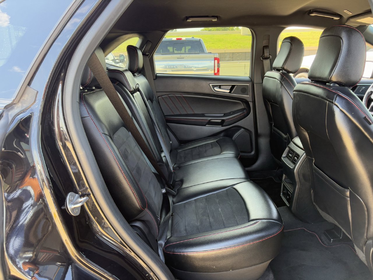 Certified 2024 Ford Edge ST-Line AWD/4WD image 27