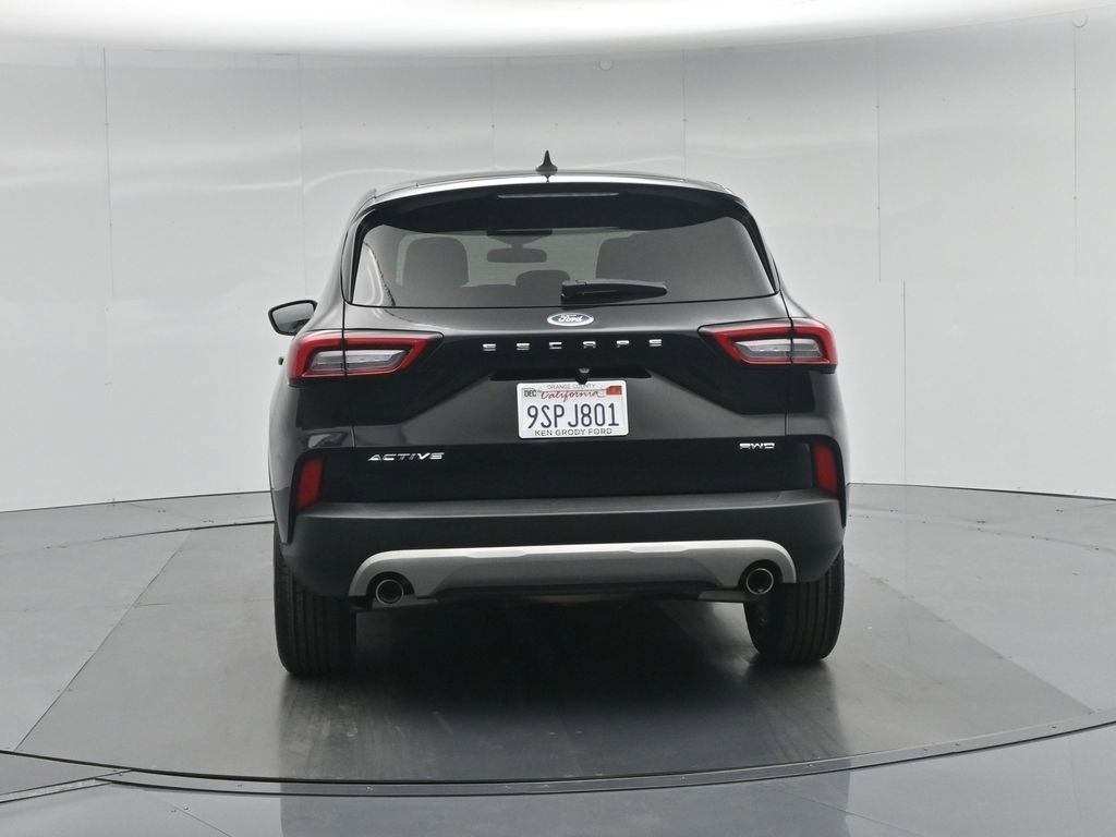 Certified 2023 Ford Escape Active AWD/4WD image 27