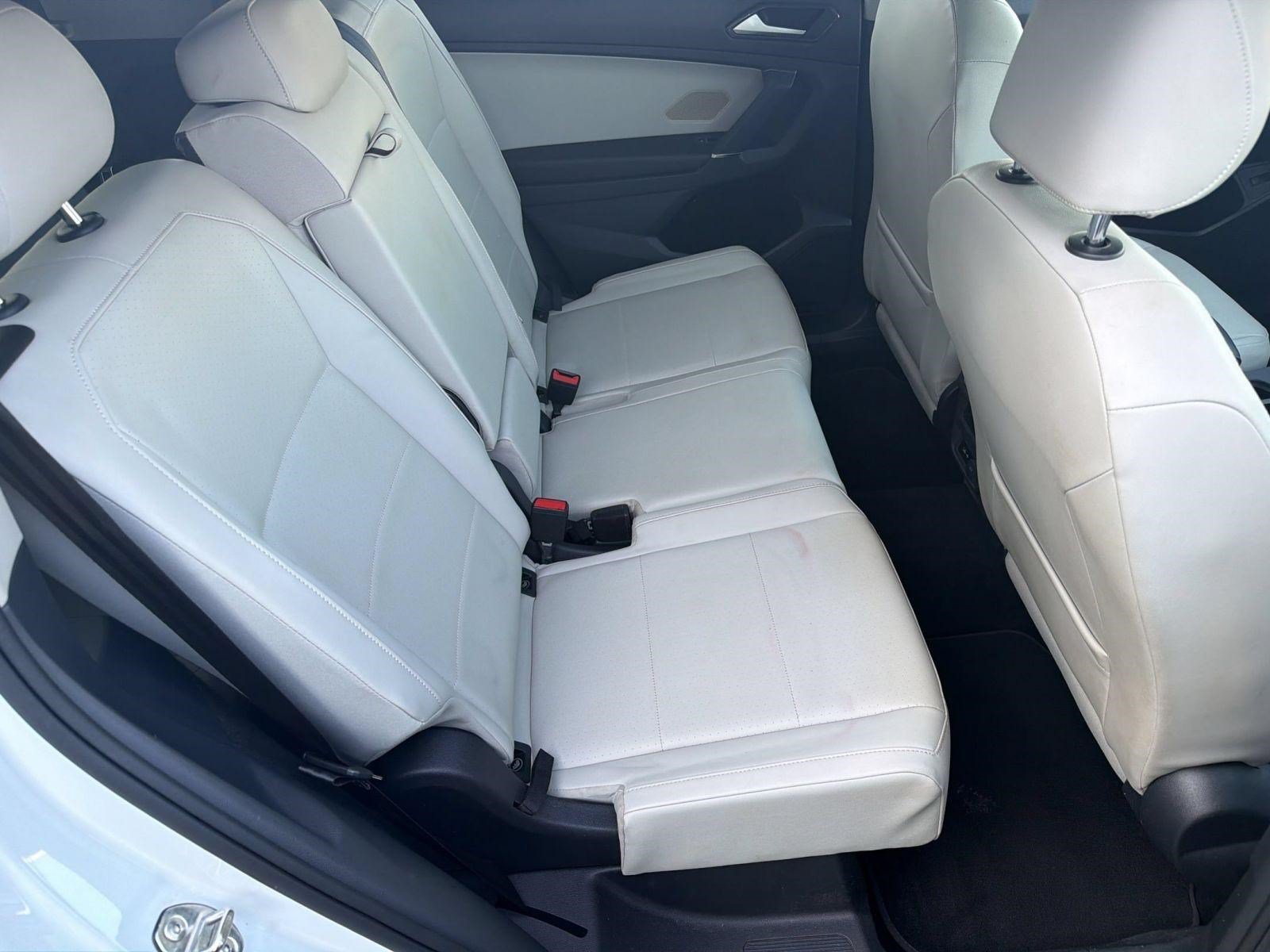 Used 2018 Volkswagen Tiguan SEL FWD image 30