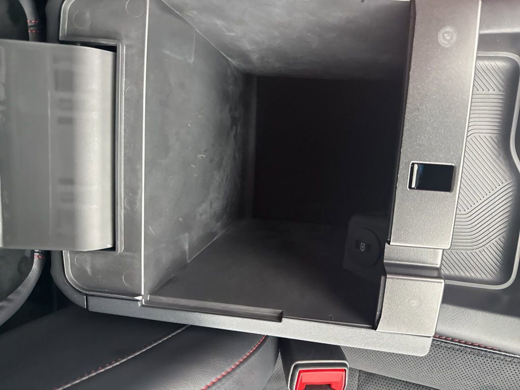 Certified 2025 Ford Explorer ST image 40