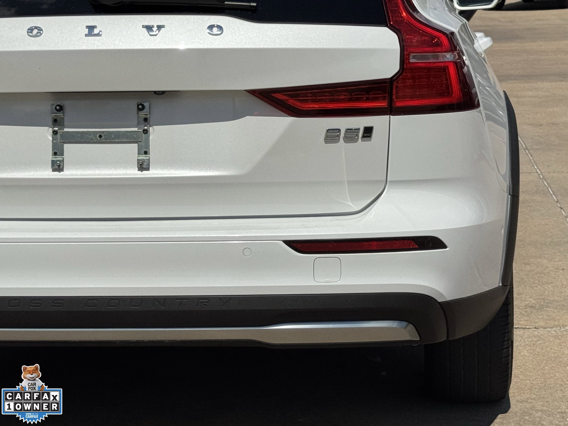 Used 2025 Volvo V60 B5 Cross Country Plus AWD/4WD image 6