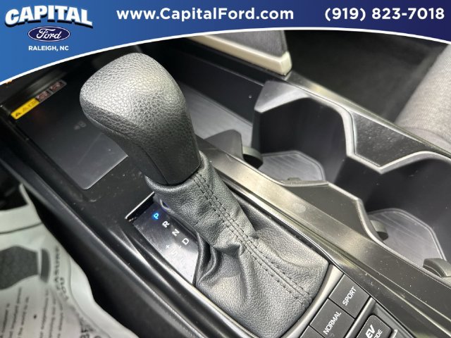 Used 2025 Toyota Camry LE FWD image 30