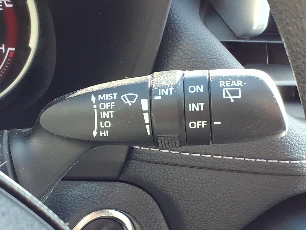 Used 2023 Toyota RAV4 XLE AWD/4WD image 28