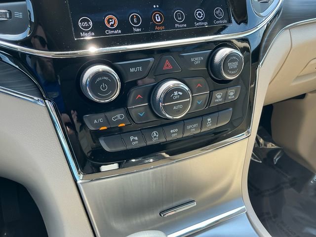 Used 2021 Jeep Grand Cherokee Limited AWD/4WD image 22