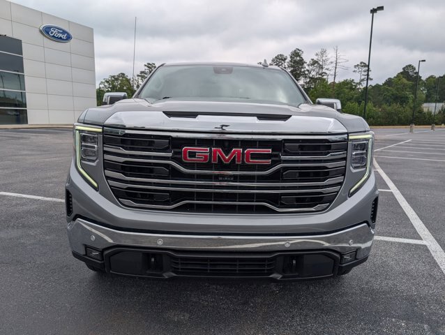 Used 2024 GMC Sierra 1500 SLT w/ SLT Premium Plus Package AWD/4WD image 8
