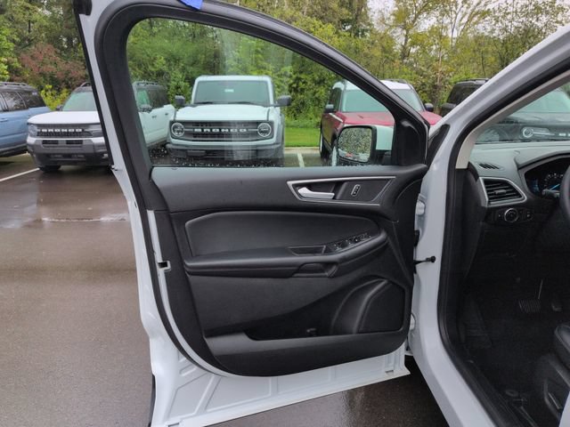 Certified 2024 Ford Edge SEL w/ Convenience Package AWD/4WD image 29