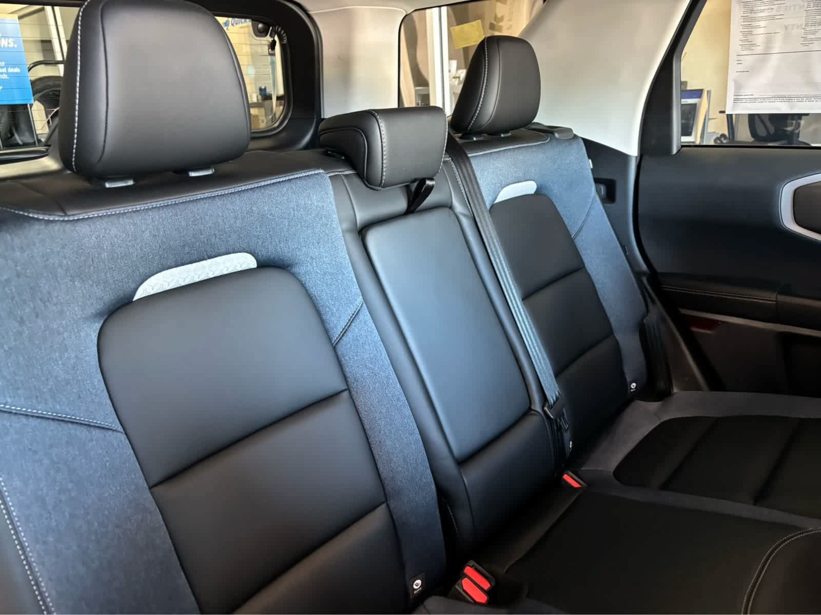 Certified 2025 Ford Bronco Sport Outer Banks w/ Outer Banks Tech Package+ AWD/4WD image 31