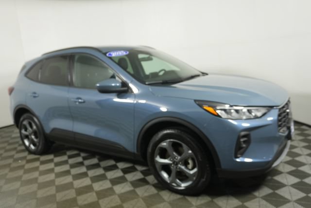 Certified 2025 Ford Escape ST-Line Select