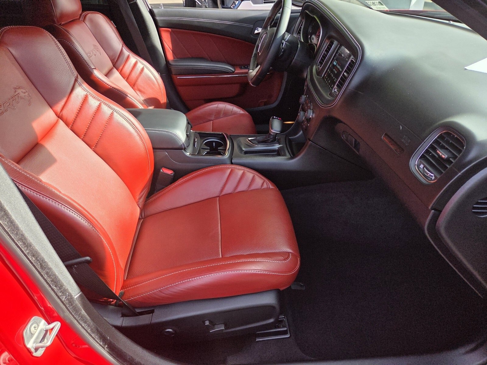 Used 2022 Dodge Charger SRT Hellcat w/ Carbon/Suede Interior Package image 15