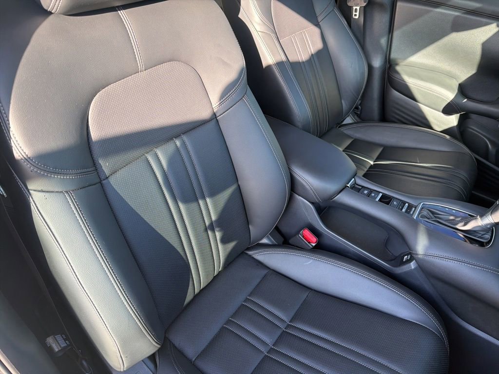 Used 2023 Honda HR-V EX-L image 28