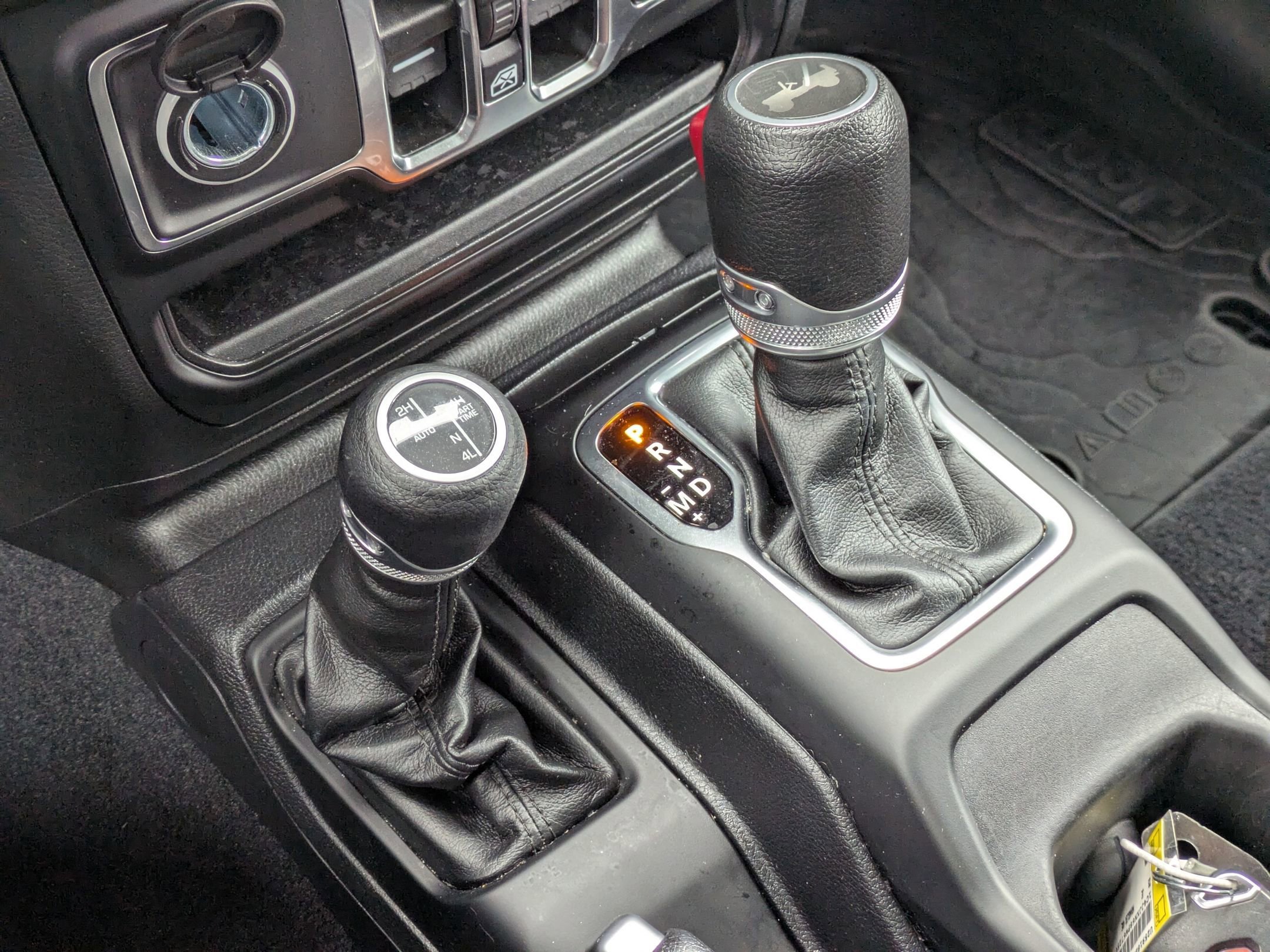 Used 2023 Jeep Wrangler Unlimited image 20