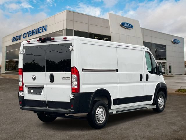 Used 2025 RAM ProMaster 2500 w/ U-Haul Equipment Group FWD image 5